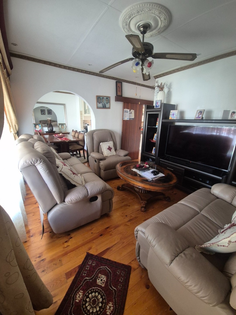 3 Bedroom Property for Sale in Kwamagxaki Eastern Cape